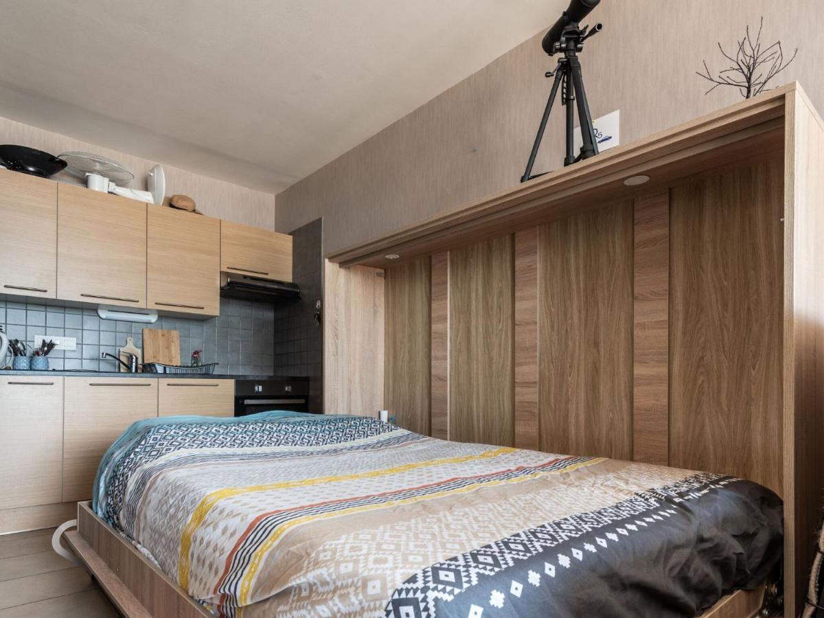 Contemporary In With Balcony Apartment Ostend